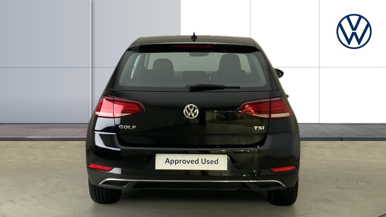 Used Volkswagen Golf 2017 for sale - 76500035: Photo 8