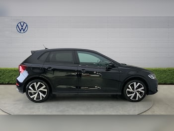 Used Volkswagen Polo 2024 for sale - 78224019: Photo
