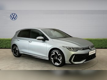 Used Volkswagen Golf 2025 for sale - 77901452: Photo