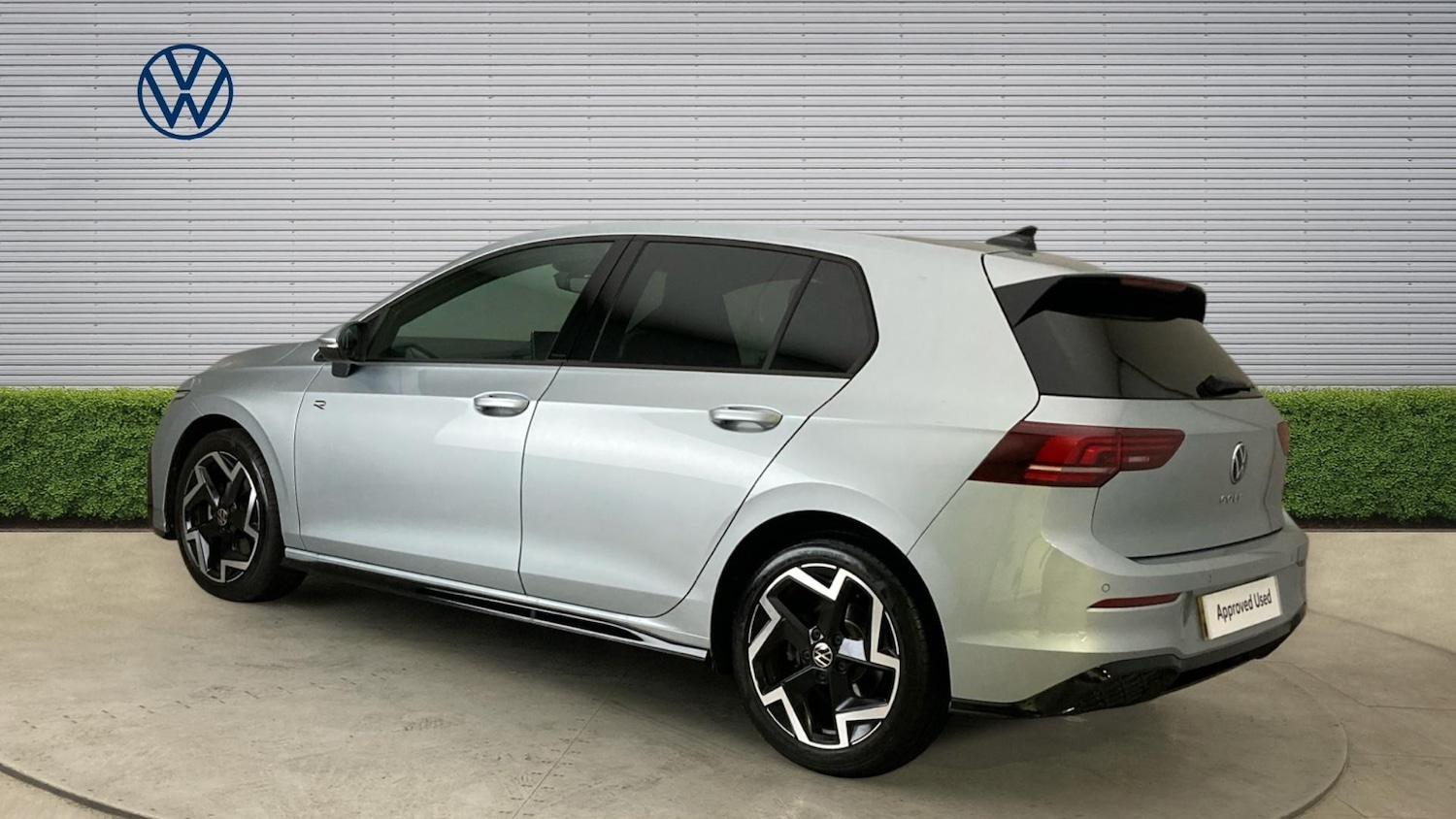 Used Volkswagen Golf 2025 for sale - 77901452: Photo 3