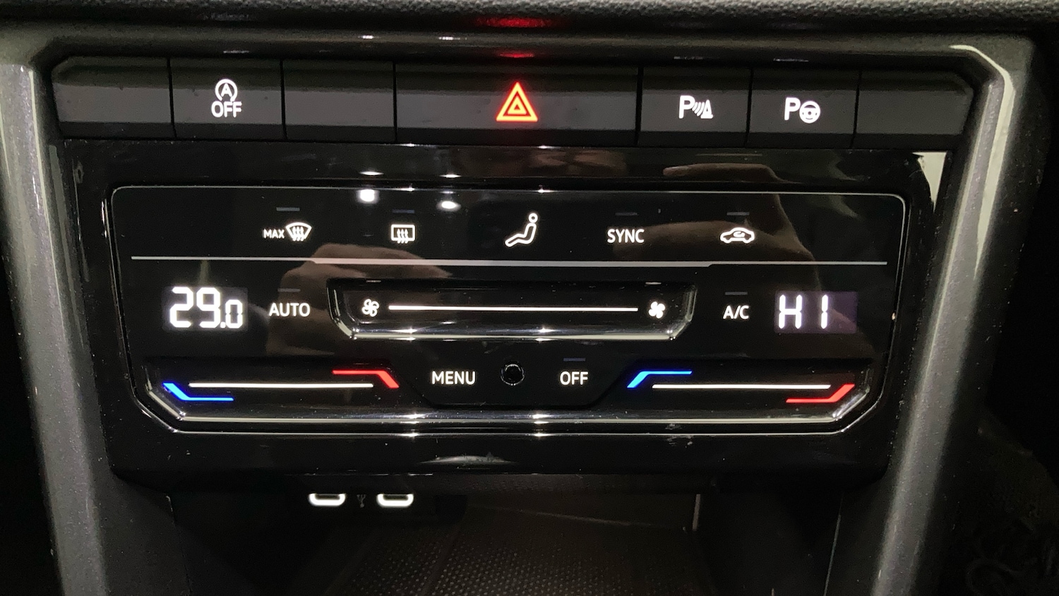 Used Volkswagen T-Roc 2023 for sale - 76504813: Photo 13