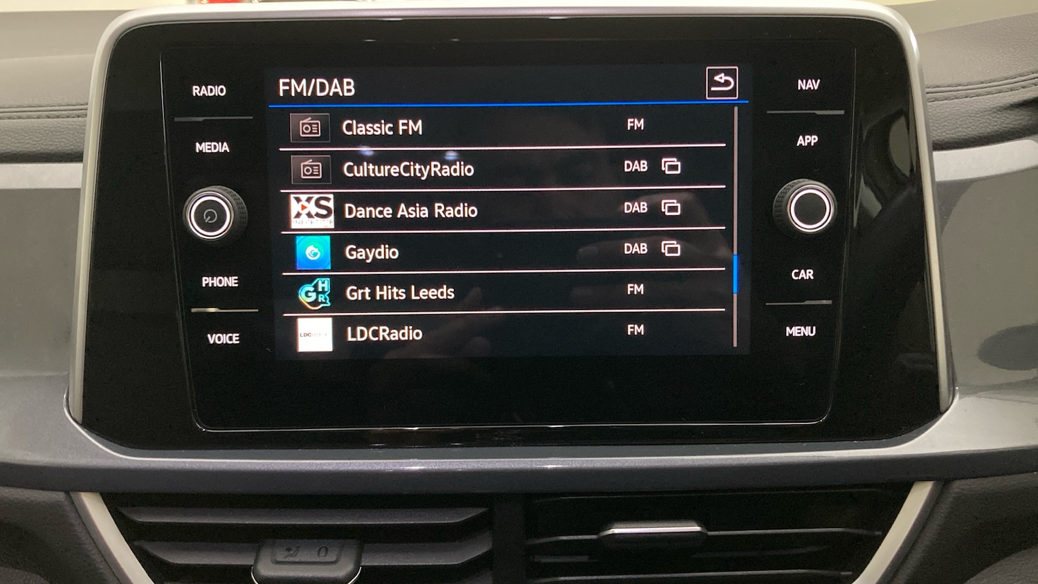 Used Volkswagen T-Roc 2023 for sale - 76504813: Photo 28