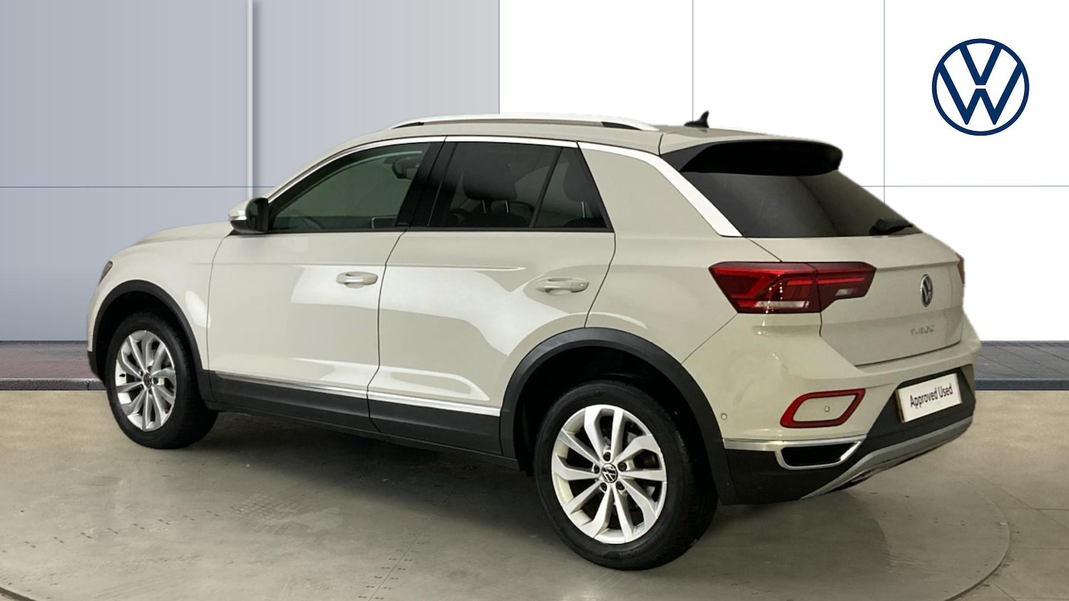 Used Volkswagen T-Roc 2023 for sale - 76504813: Photo 3