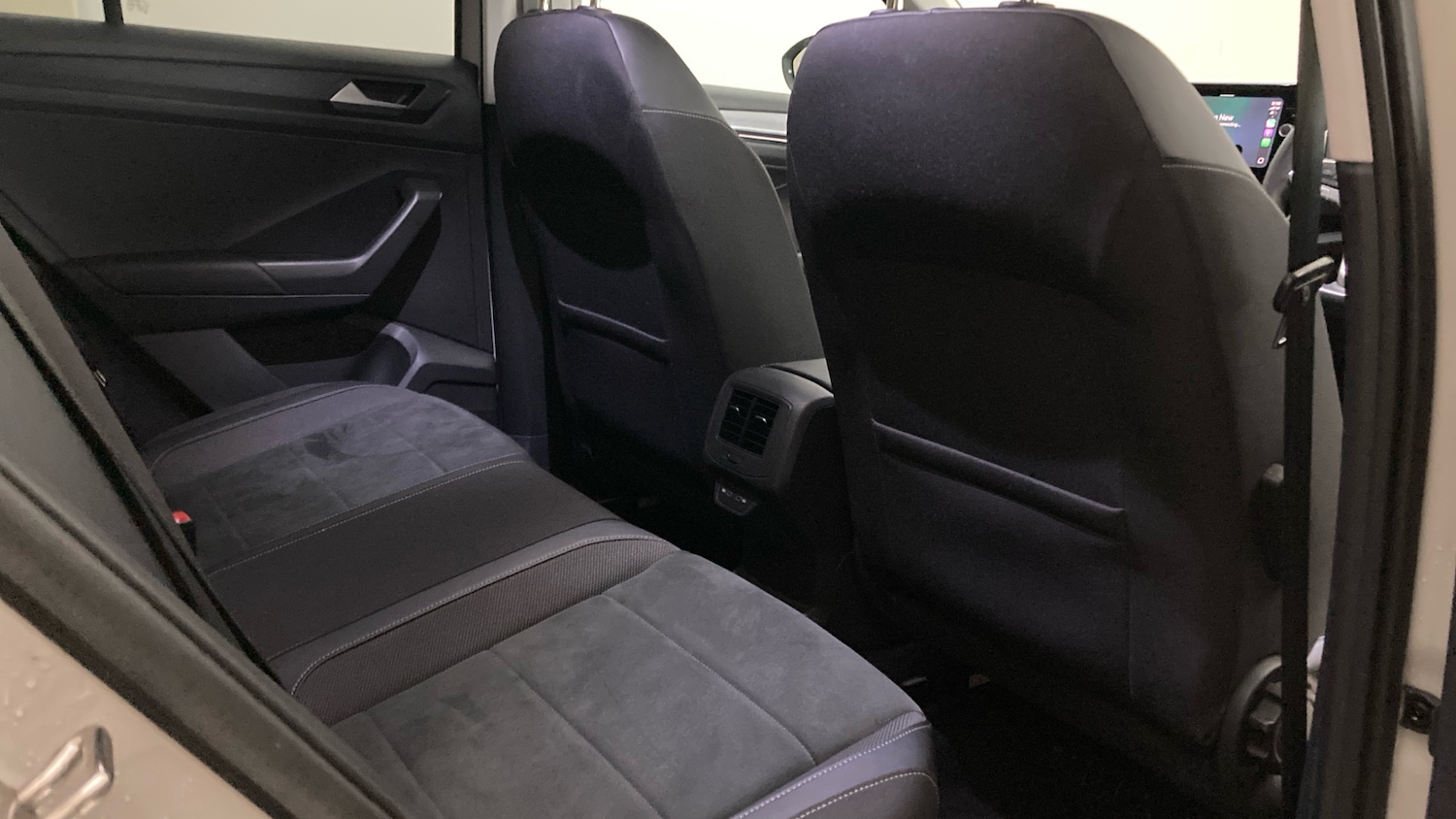 Used Volkswagen T-Roc 2023 for sale - 76504813: Photo 36