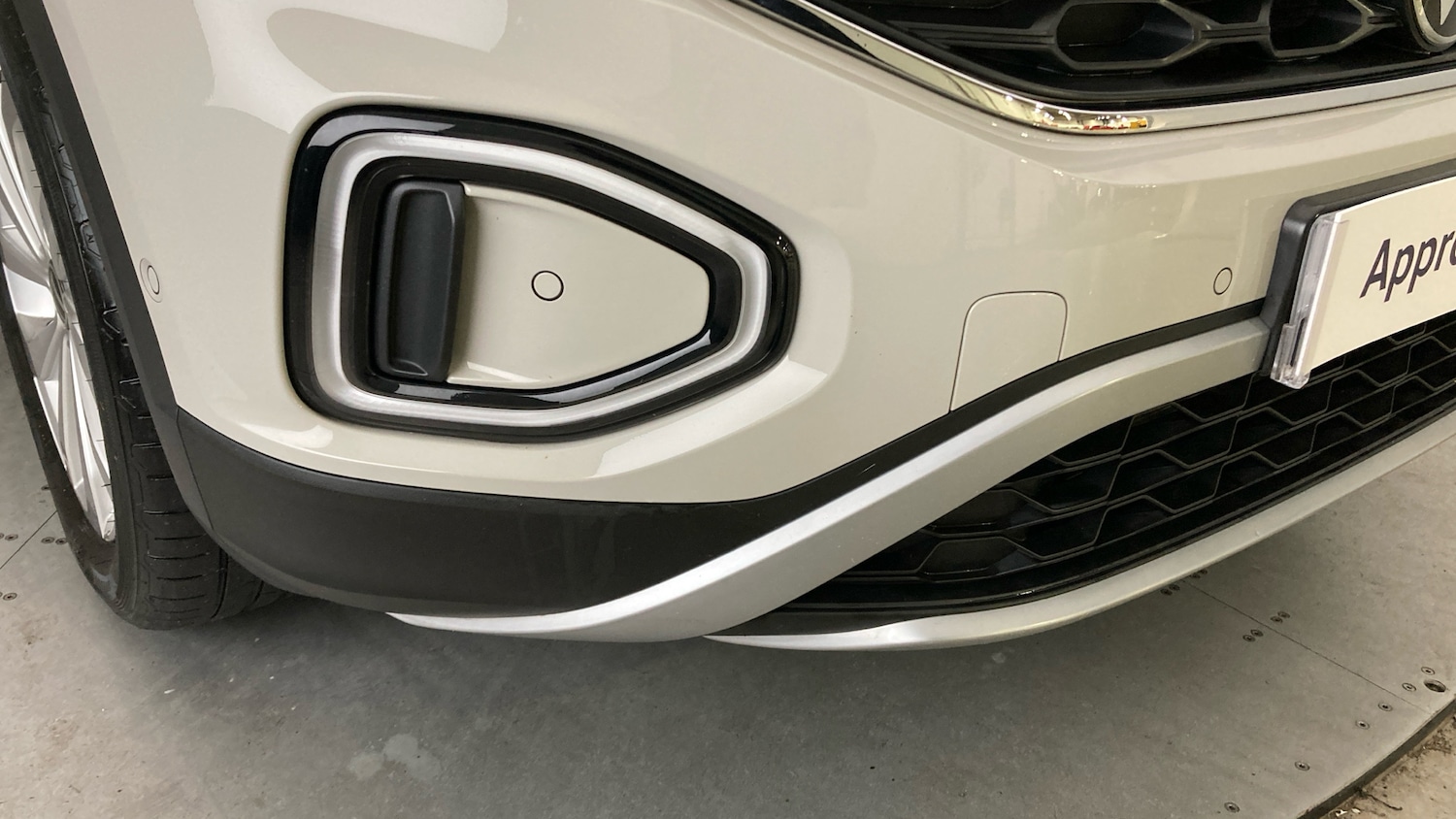 Used Volkswagen T-Roc 2023 for sale - 76504813: Photo 39