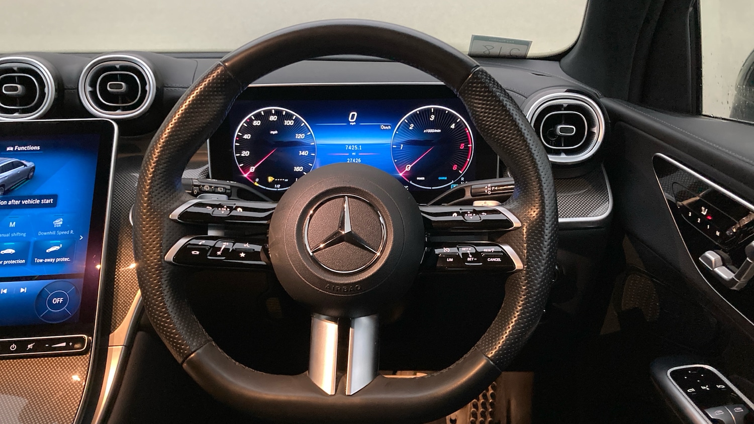 Used Mercedes-Benz GLC 2023 for sale - 76603254: Photo 10