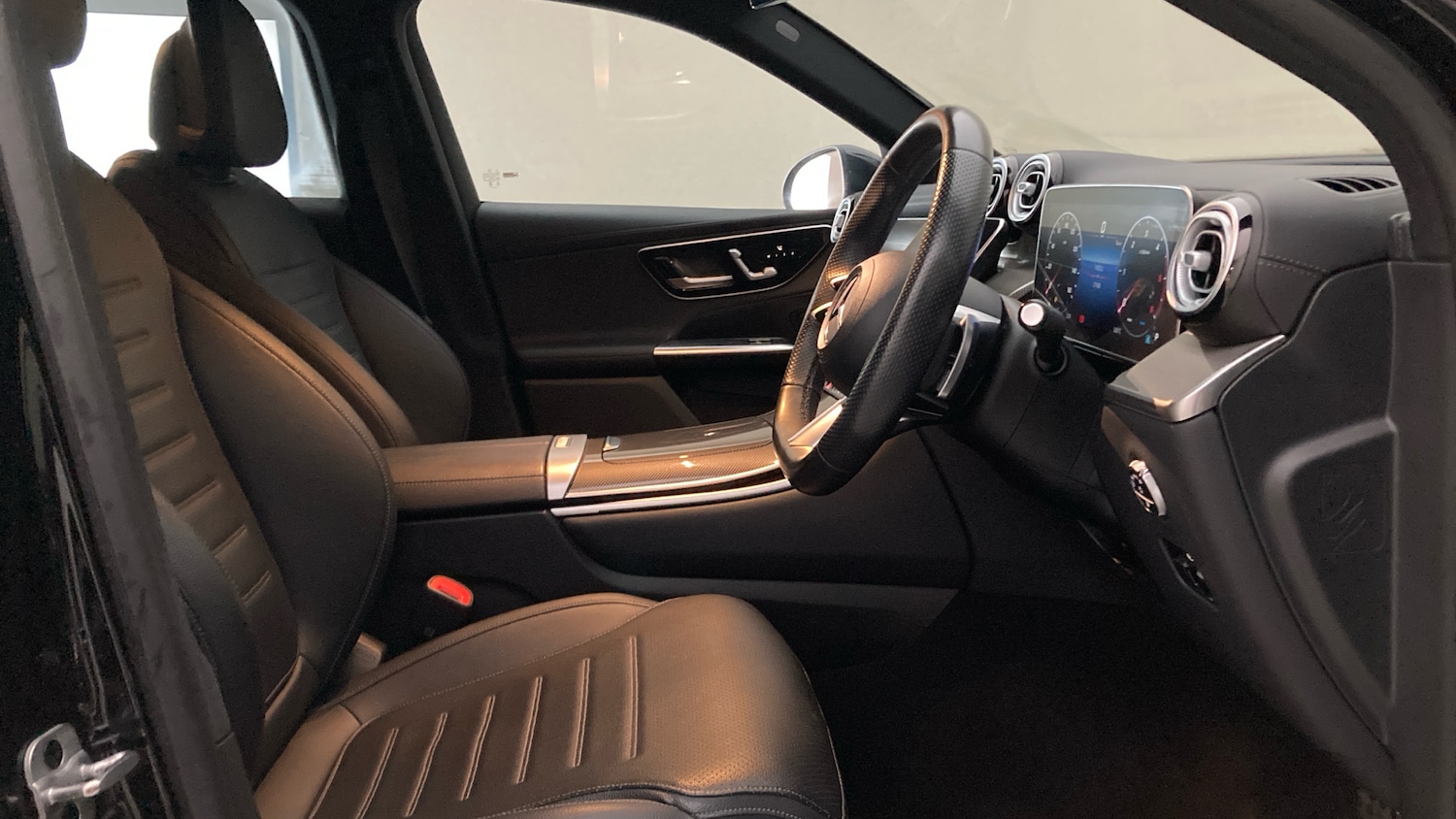 Used Mercedes-Benz GLC 2023 for sale - 76603254: Photo 15