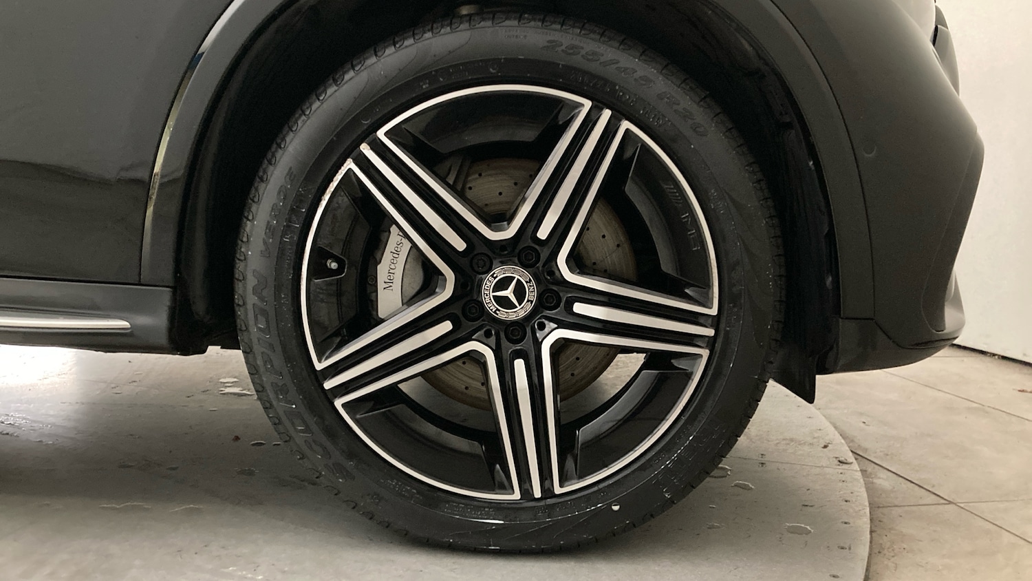 Used Mercedes-Benz GLC 2023 for sale - 76603254: Photo 5