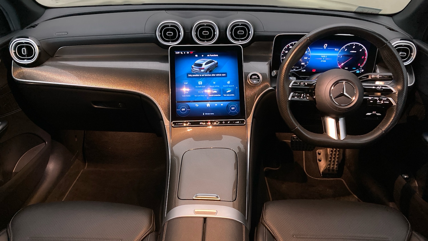 Used Mercedes-Benz GLC 2023 for sale - 76603254: Photo 9