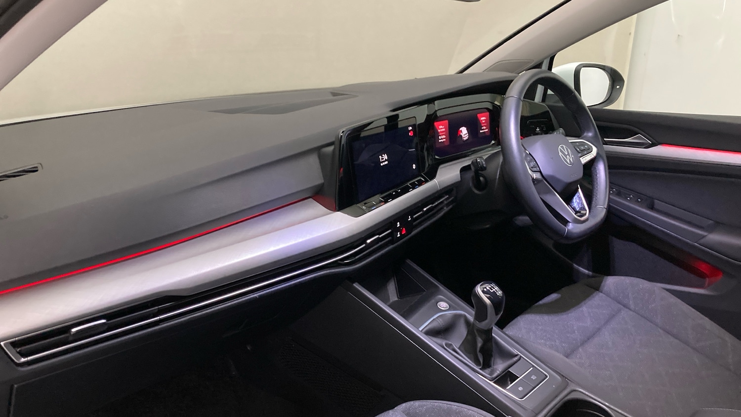 Used Volkswagen Golf 2023 for sale - 76184291: Photo 2