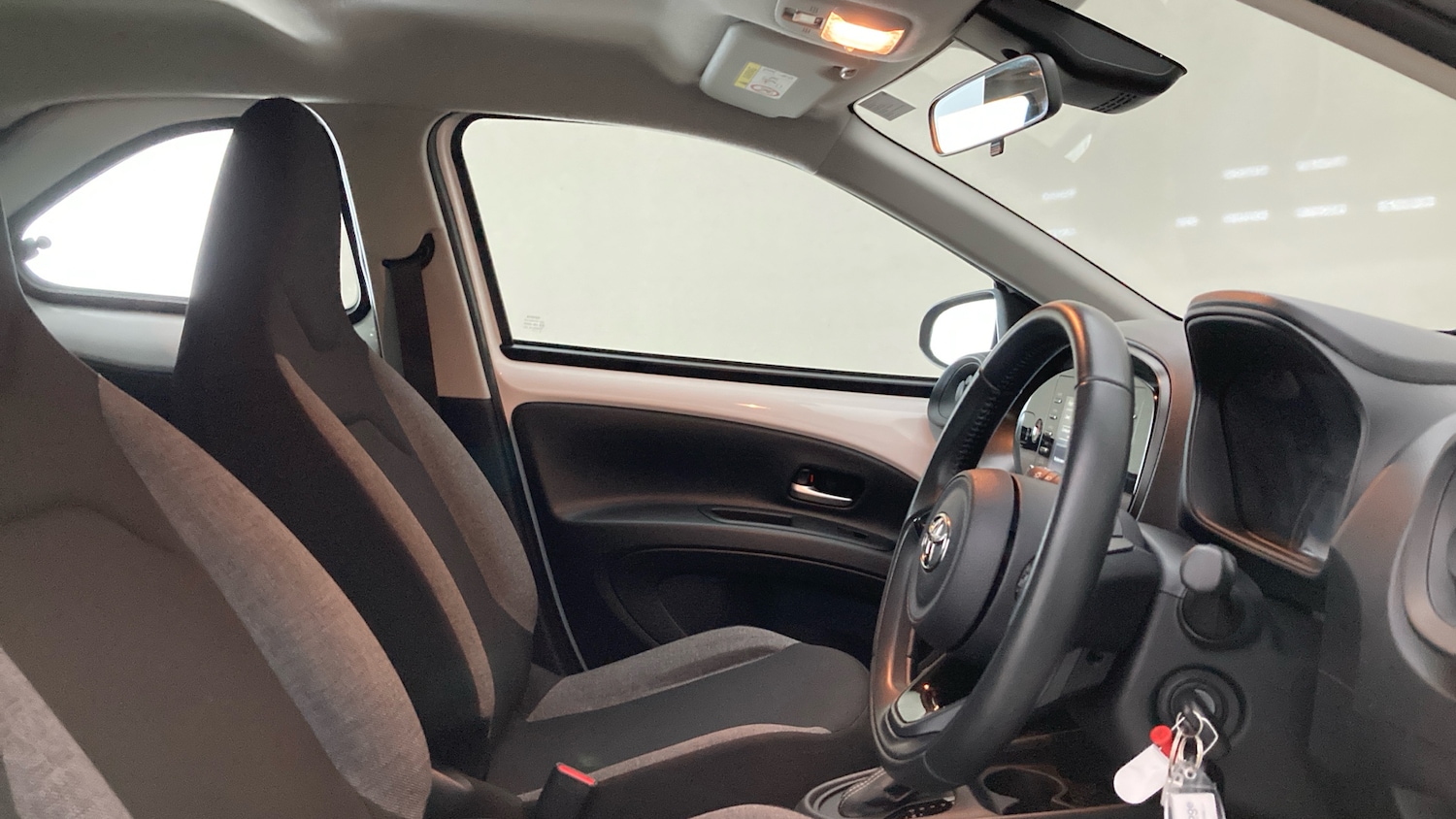 Used Toyota Aygo X 2023 for sale - 78199424: Photo 15