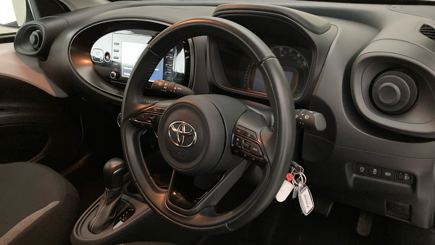 Used Toyota Aygo X 2023 for sale - 78199424: Photo 6