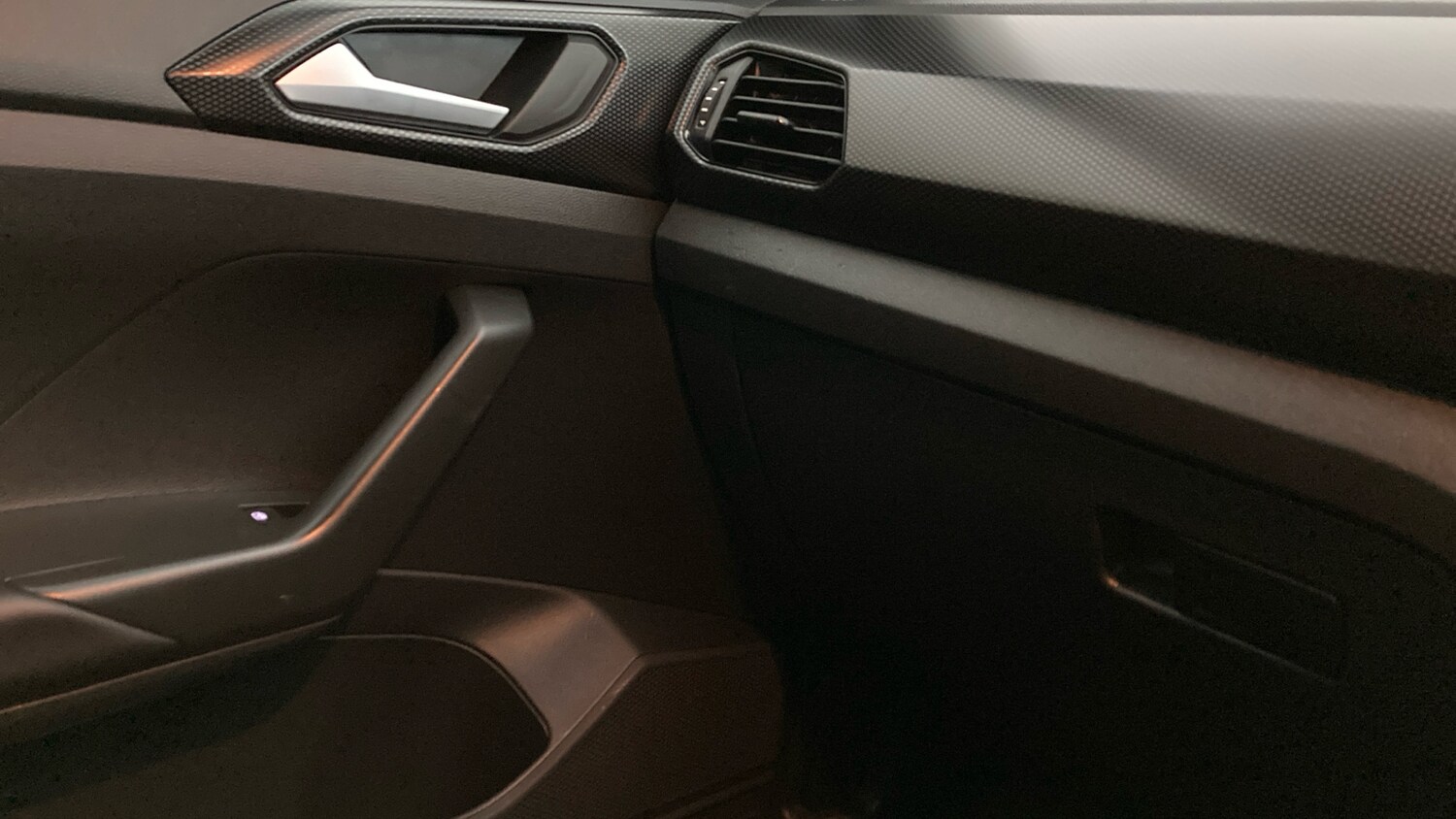 Used Volkswagen T-Cross 2023 for sale - 77652941: Photo 33