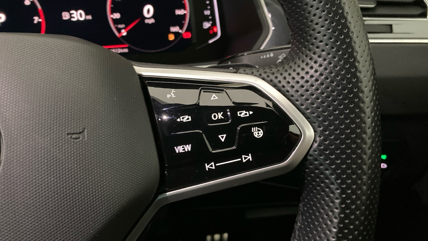 Used Volkswagen Tiguan 2021 for sale - 77222864: Photo 18