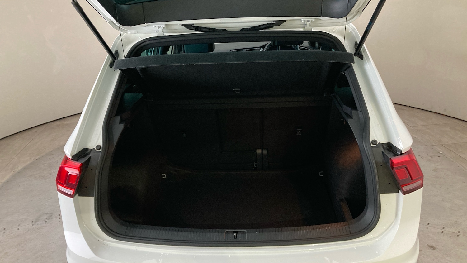 Used Volkswagen Tiguan 2021 for sale - 77222864: Photo 20