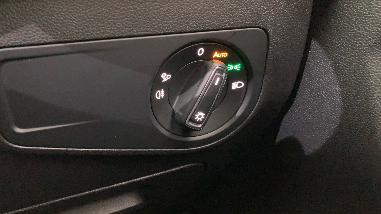 Used Volkswagen Tiguan 2021 for sale - 77222864: Photo 31