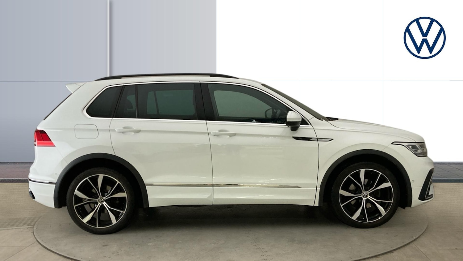 Used Volkswagen Tiguan 2021 for sale - 77222864: Photo 4