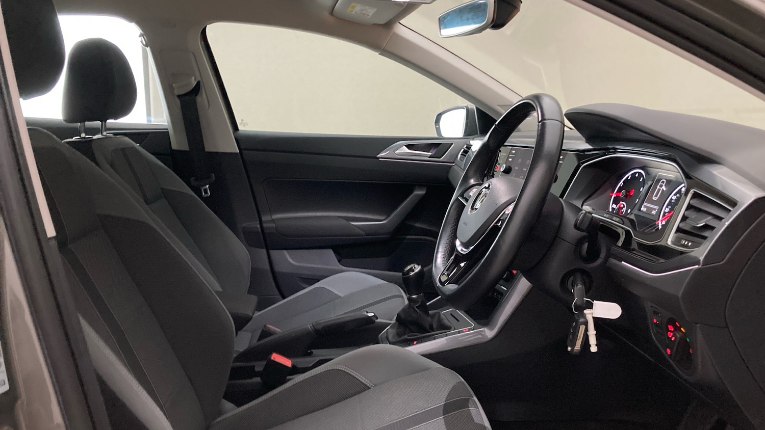 Used Volkswagen Polo 2018 for sale - 76976920: Photo 15