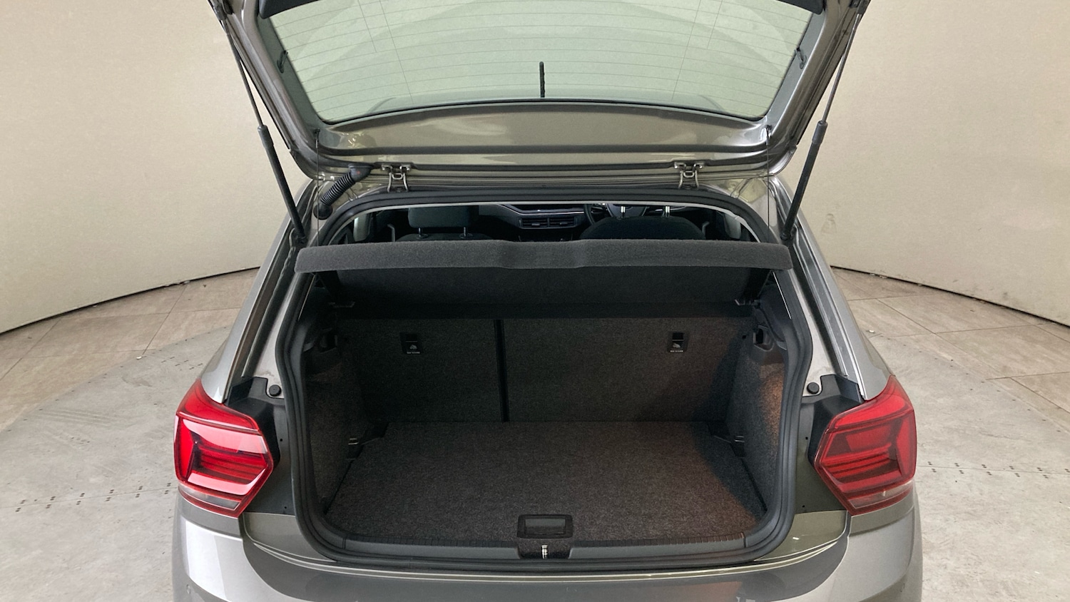 Used Volkswagen Polo 2018 for sale - 76976920: Photo 20