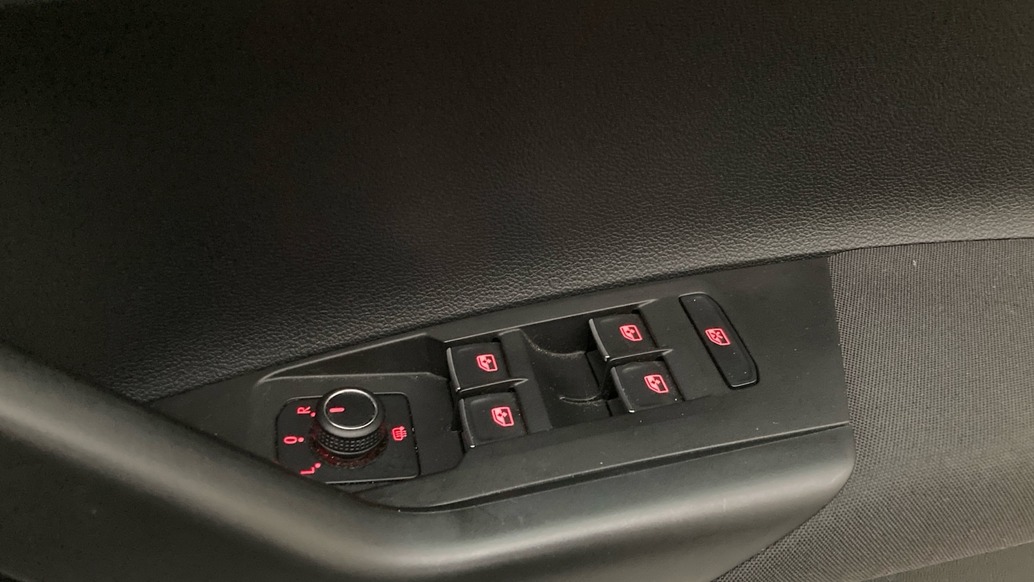 Used Volkswagen Polo 2018 for sale - 76976920: Photo 30