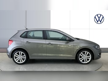 Used Volkswagen Polo 2018 for sale - 76976920: Photo