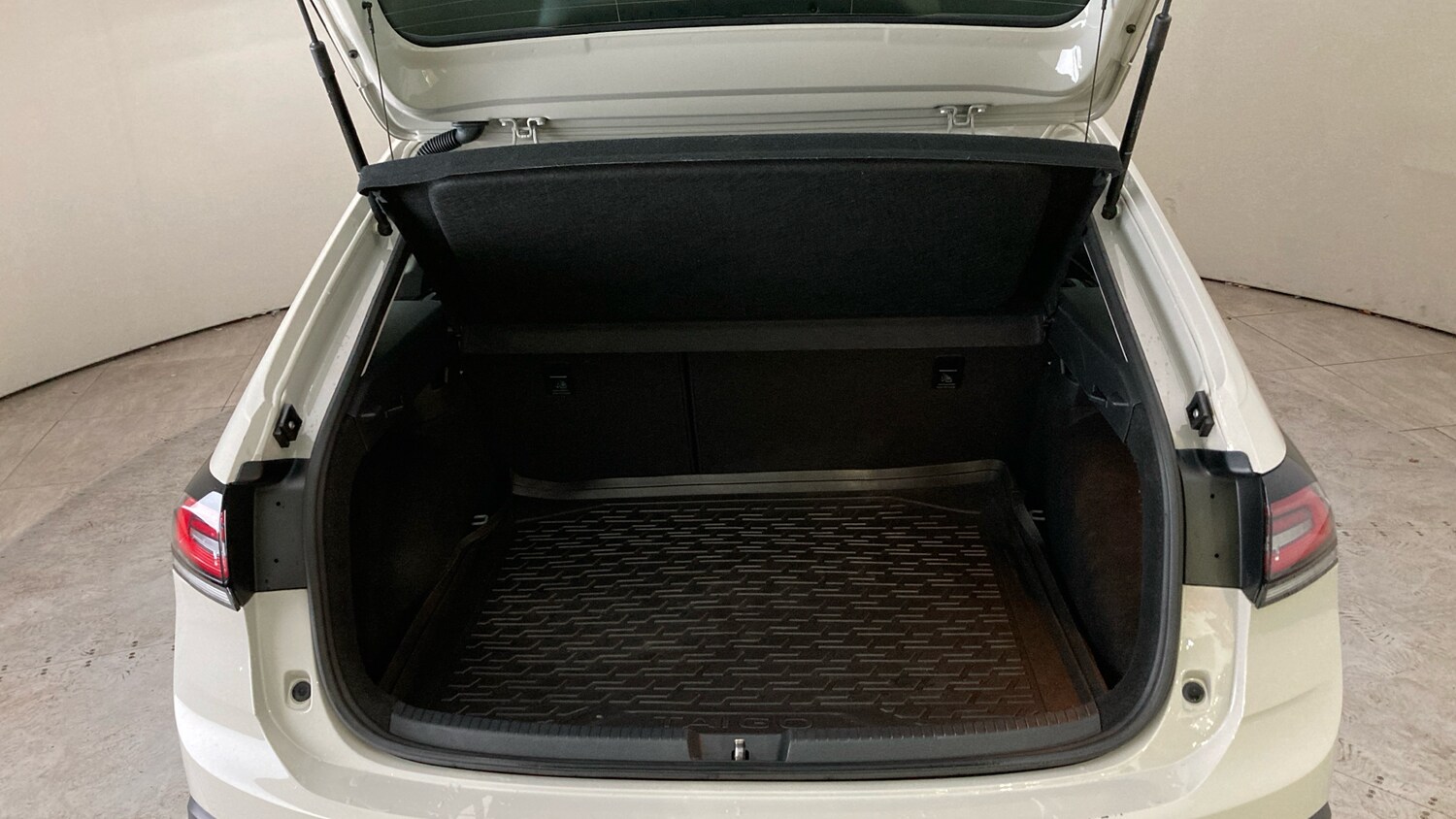 Used Volkswagen Taigo 2023 for sale - 77903800: Photo 20