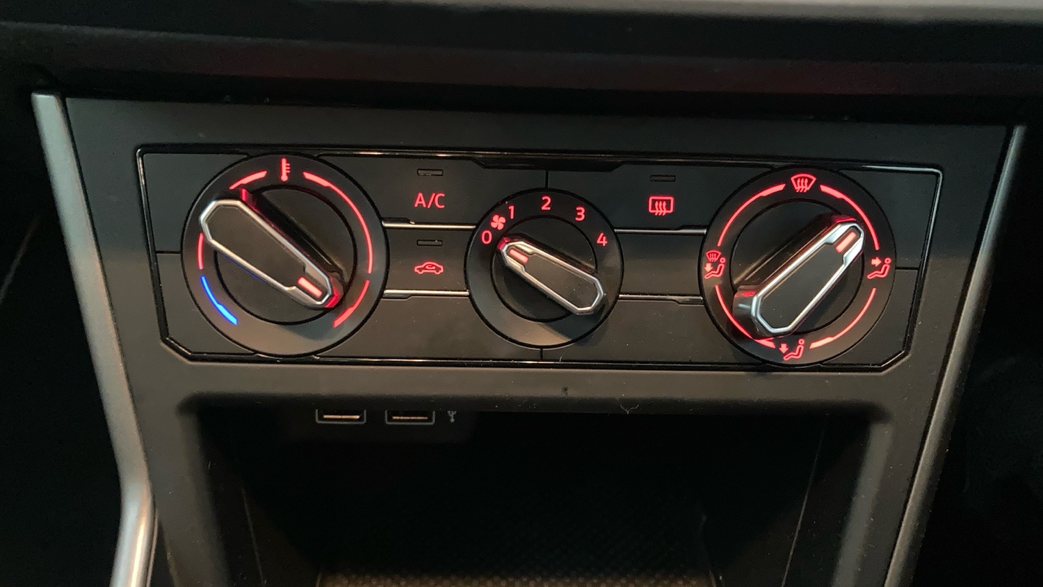 Used Volkswagen Polo 2018 for sale - 76127945: Photo 13