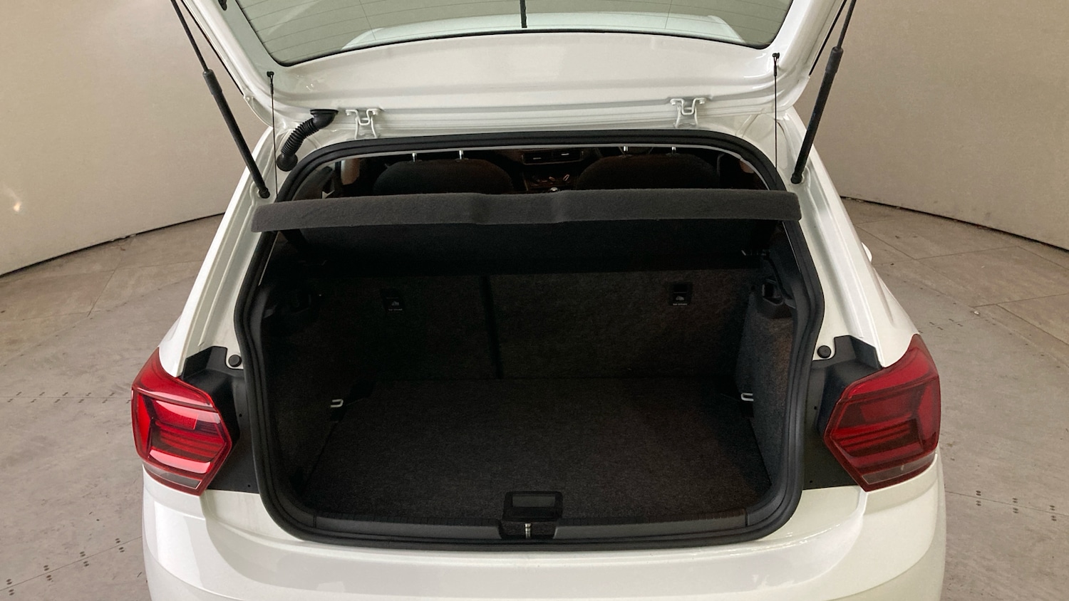Used Volkswagen Polo 2018 for sale - 76127945: Photo 20