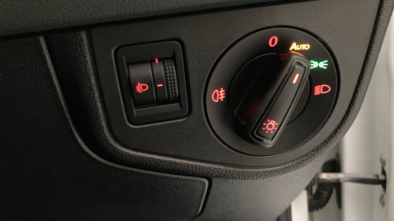 Used Volkswagen Polo 2018 for sale - 76127945: Photo 27
