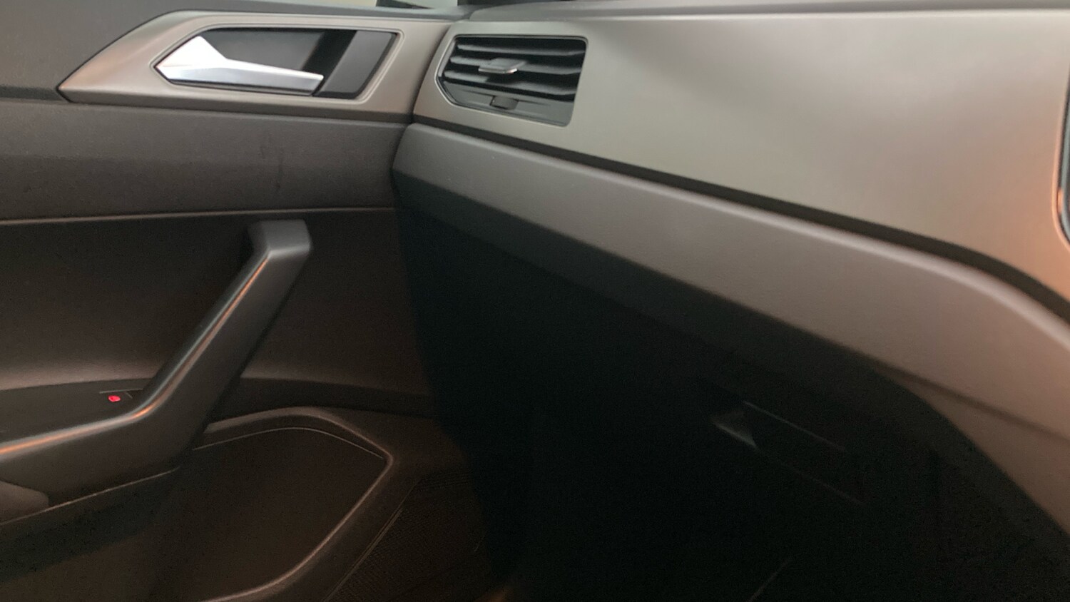 Used Volkswagen Polo 2018 for sale - 76127945: Photo 30