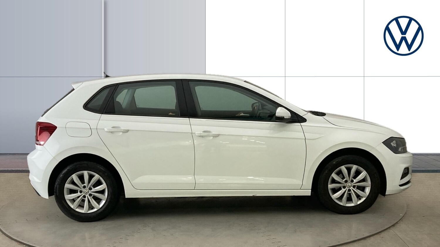 Used Volkswagen Polo 2018 for sale - 76127945: Photo 4