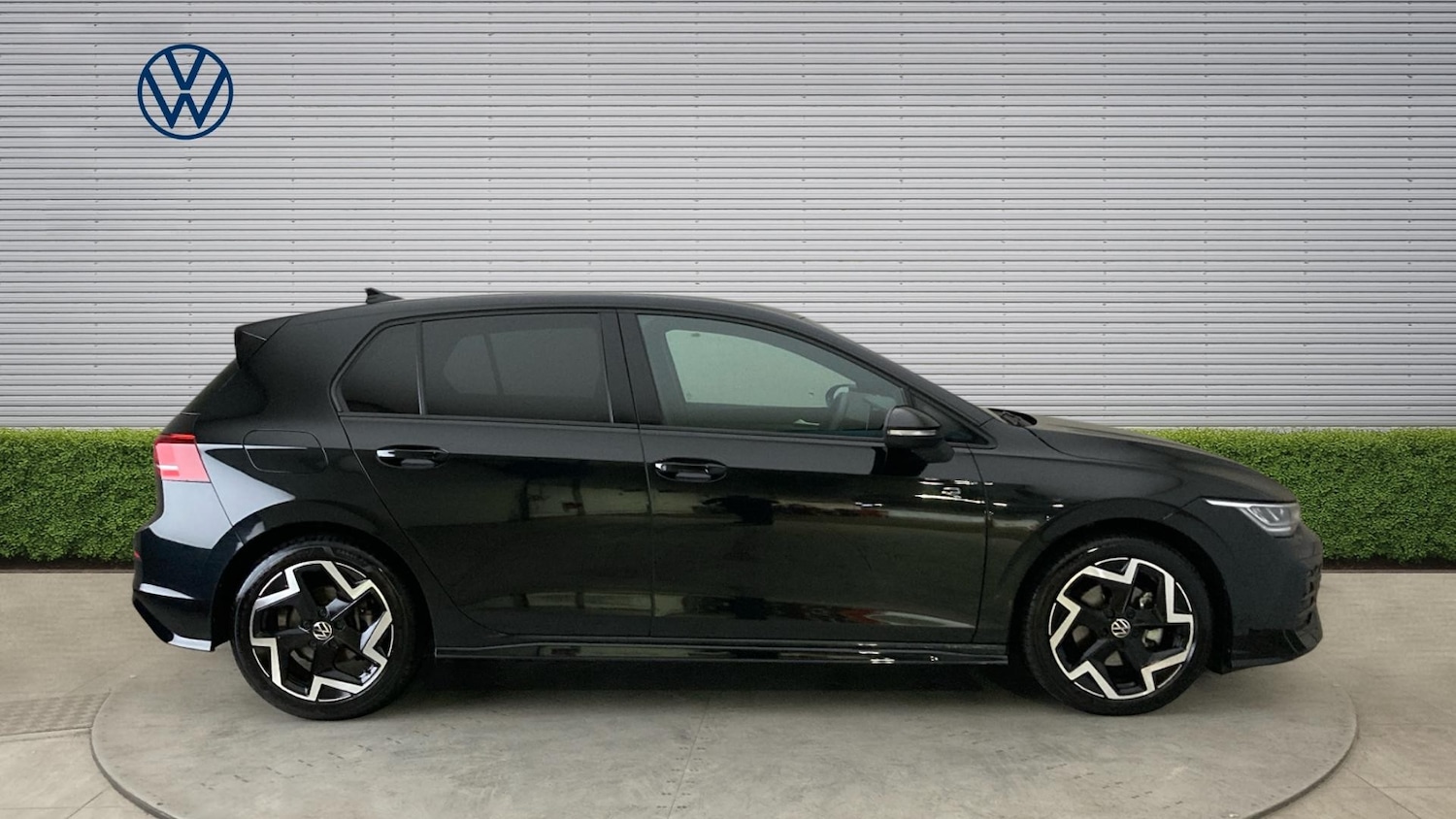 Used Volkswagen Golf 2025 for sale - 77901454: Photo 4