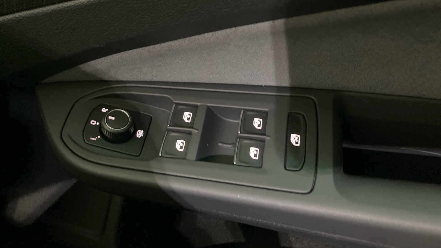 Used Volkswagen Golf 2023 for sale - 78210675: Photo 31