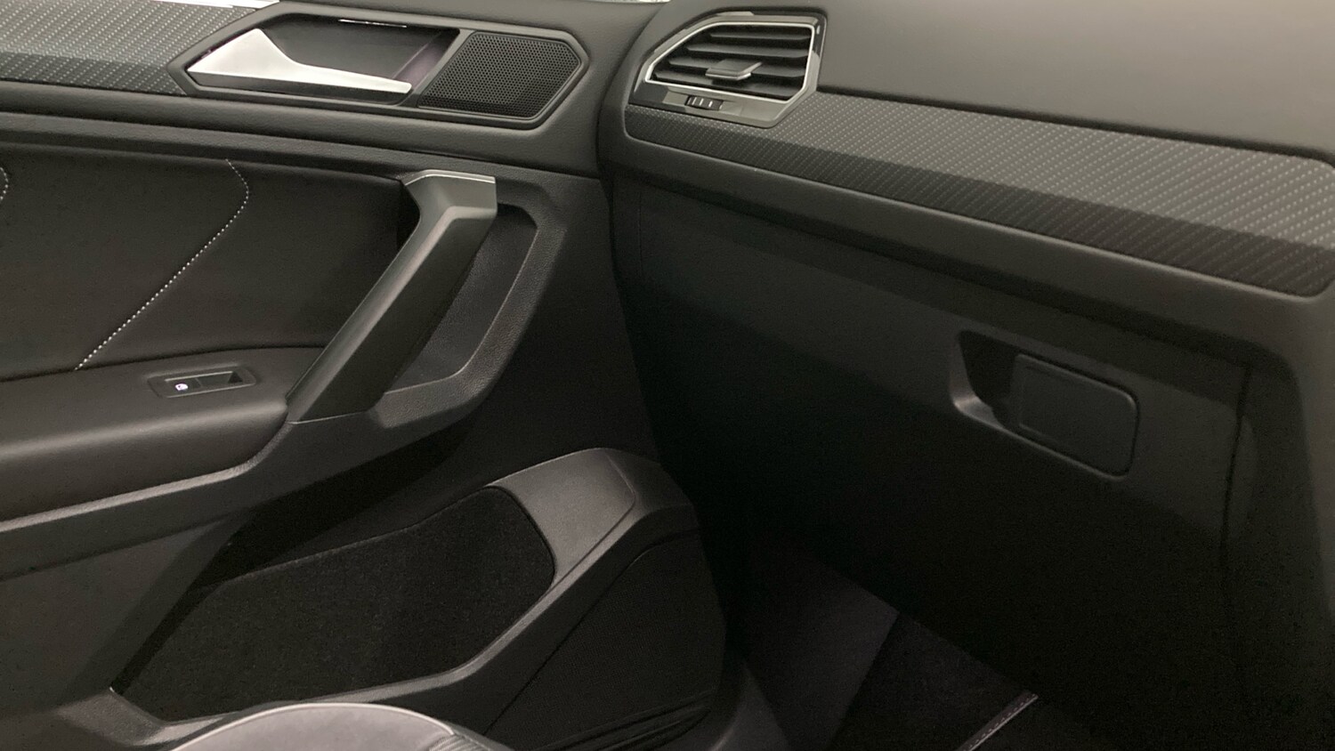 Used Volkswagen Tiguan Allspace 2025 for sale - 78198663: Photo 32