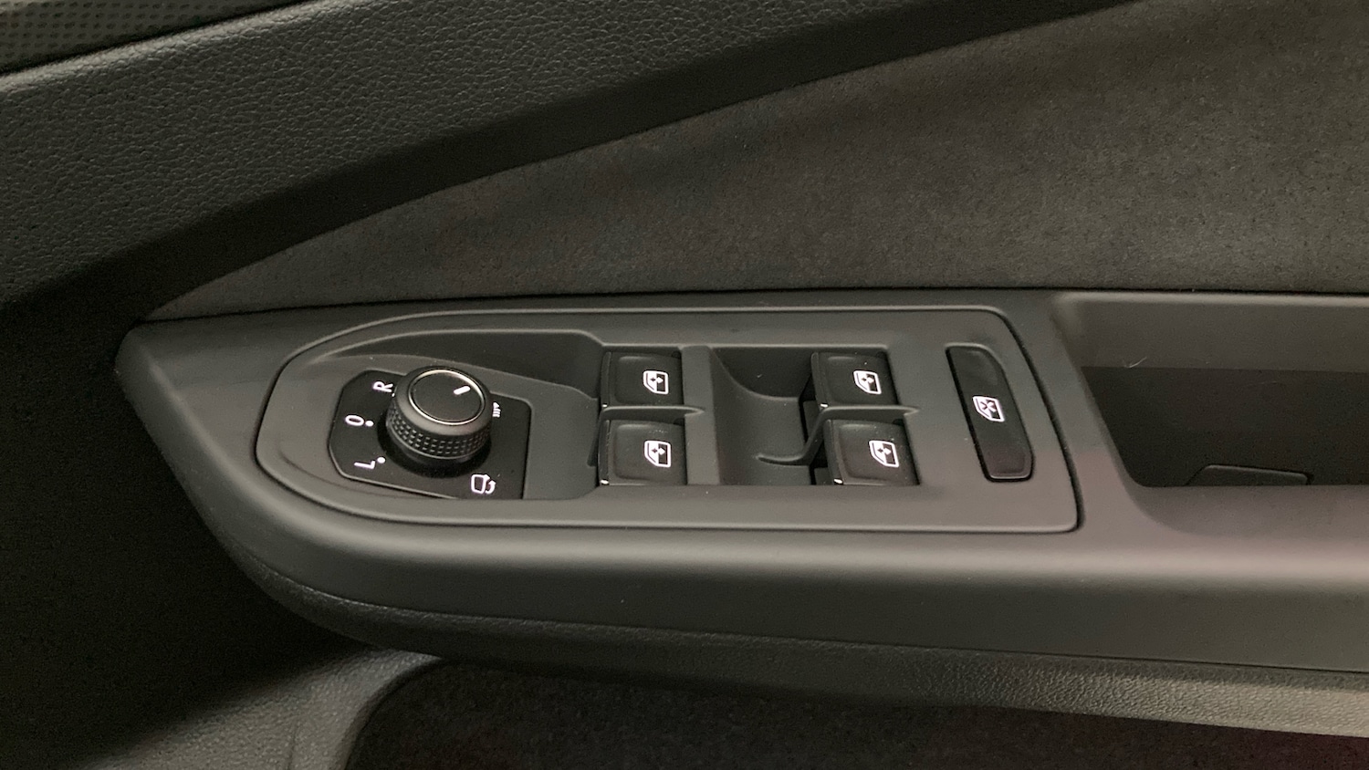 Used Volkswagen Golf 2026 for sale - 78045438: Photo 31