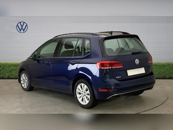 Used Volkswagen Golf SV 2018 for sale - 78766152: Photo