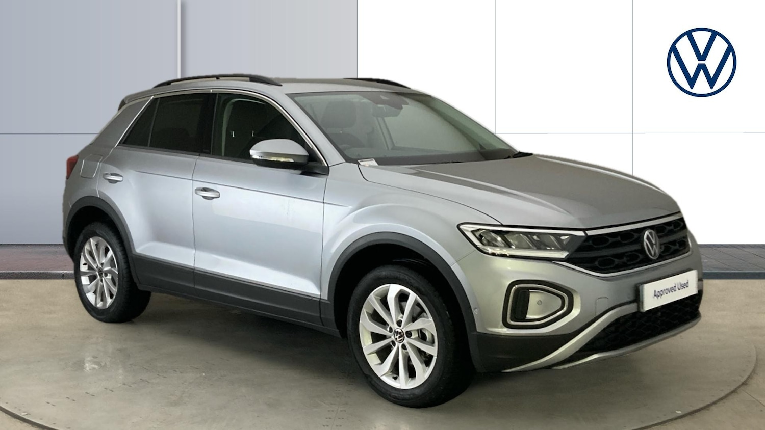 Used Volkswagen T-Roc 2025 for sale - 76368977: Photo 1