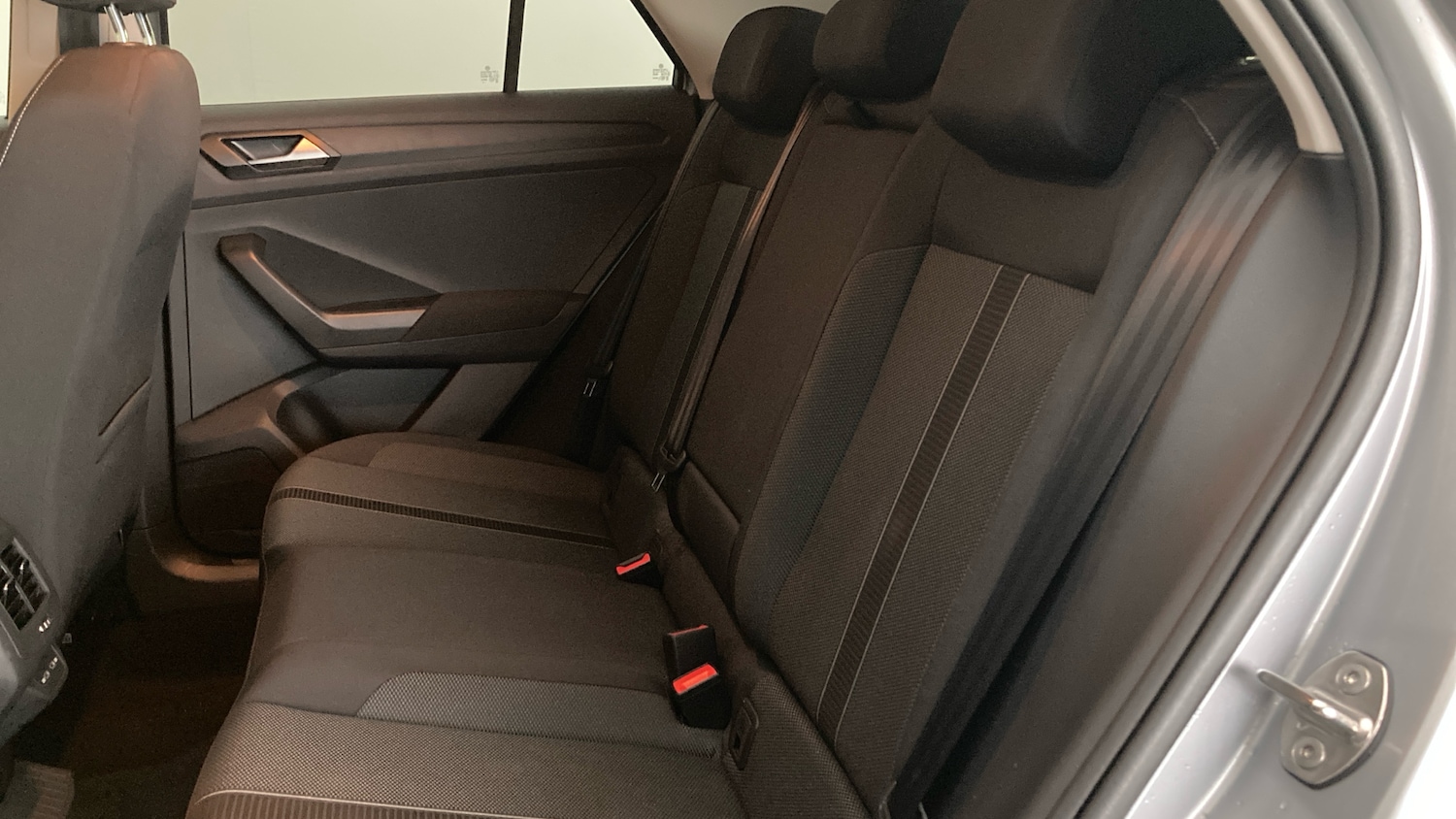 Used Volkswagen T-Roc 2025 for sale - 76368977: Photo 16