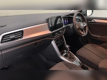Used Volkswagen T-Roc 2025 for sale - 76368977: Photo