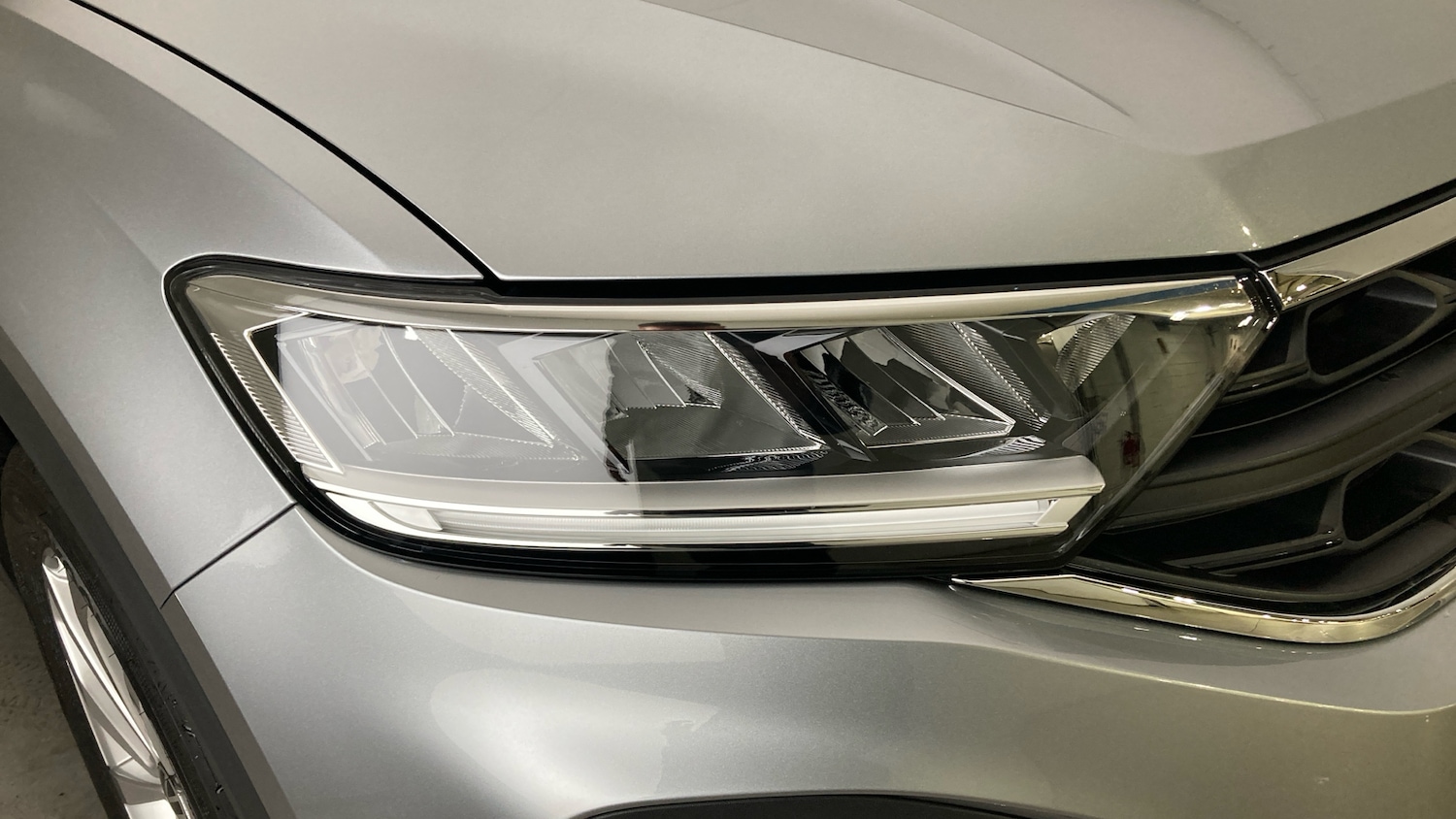 Used Volkswagen T-Roc 2025 for sale - 76368977: Photo 37