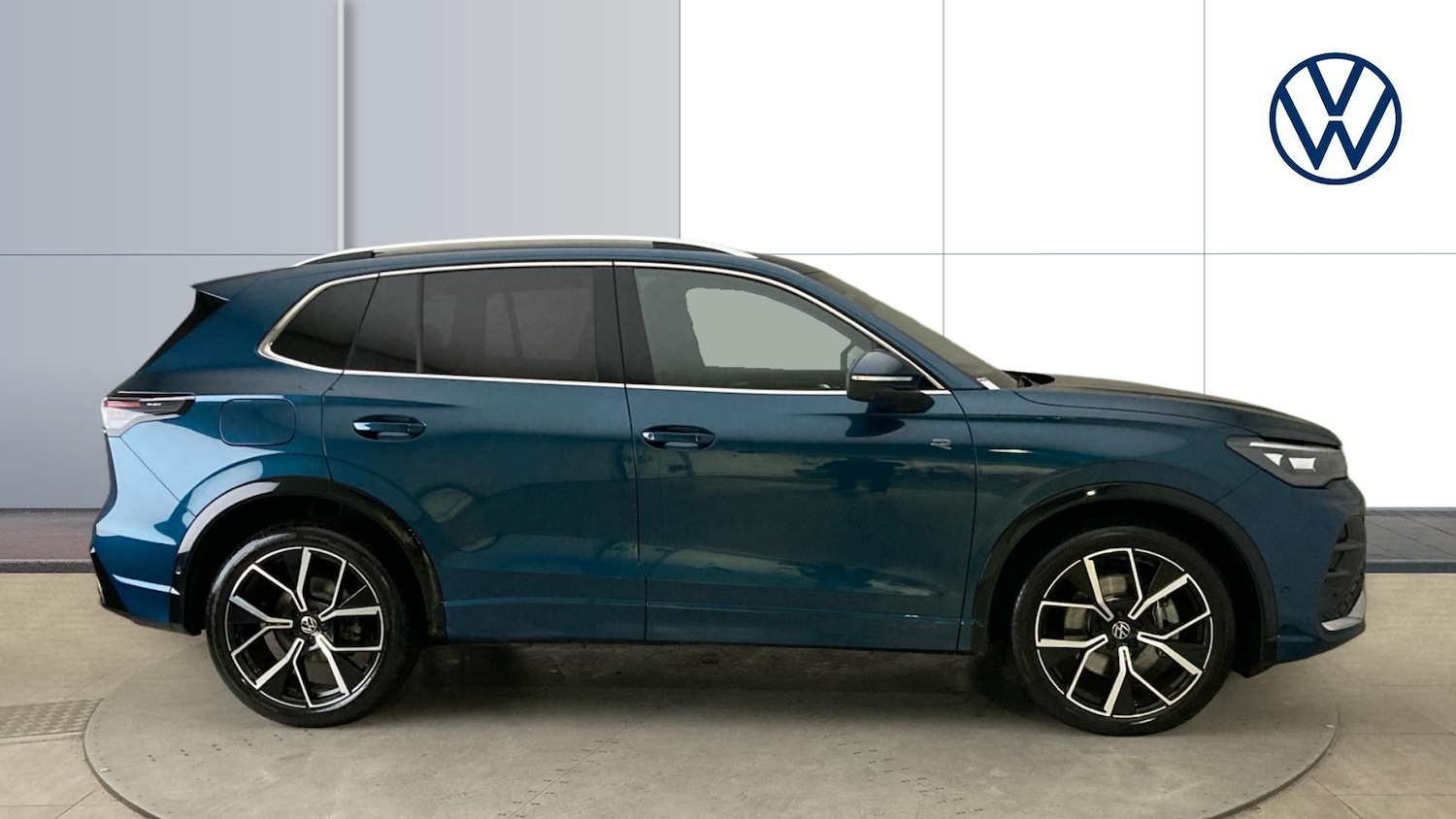 Used Volkswagen Tiguan 2025 for sale - 77297017: Photo 4