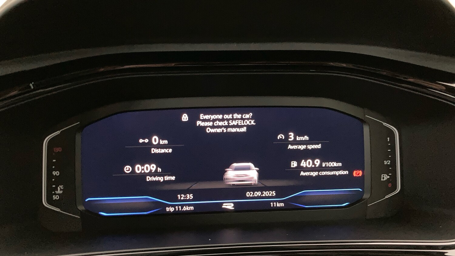 Used Volkswagen T-Roc 2025 for sale - 77715263: Photo 11