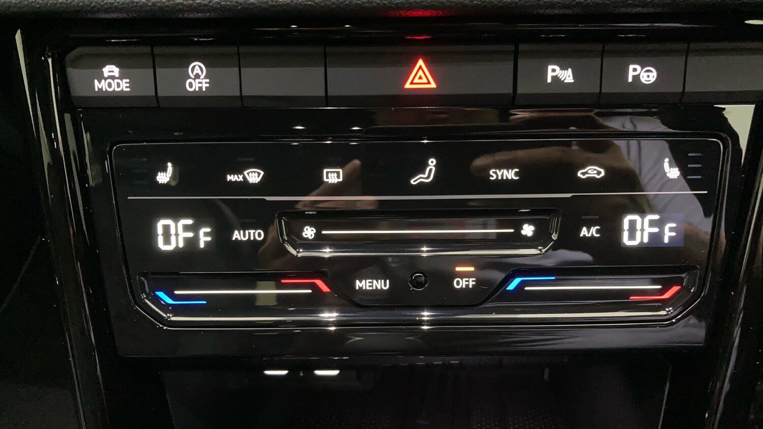 Used Volkswagen T-Roc 2025 for sale - 77715263: Photo 13