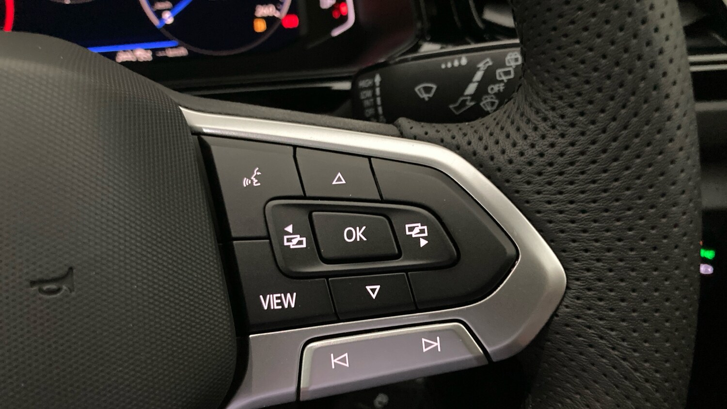 Used Volkswagen T-Roc 2025 for sale - 77715263: Photo 18