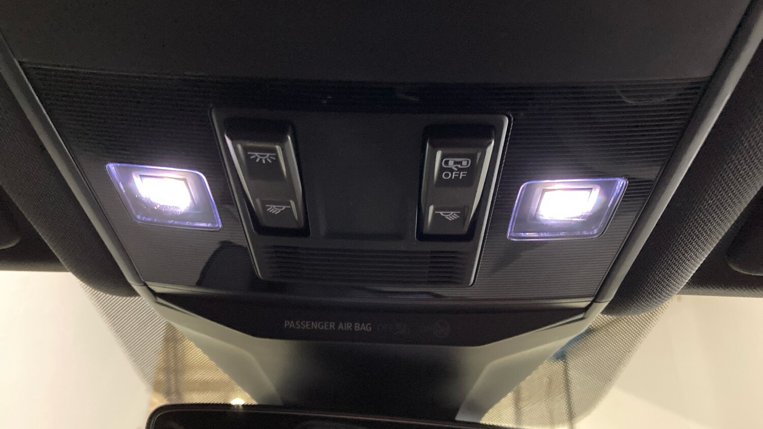 Used Volkswagen T-Roc 2025 for sale - 77715263: Photo 34