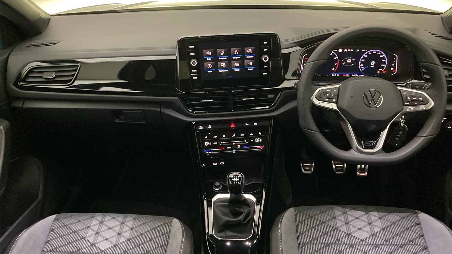 Used Volkswagen T-Roc 2025 for sale - 77715263: Photo 9