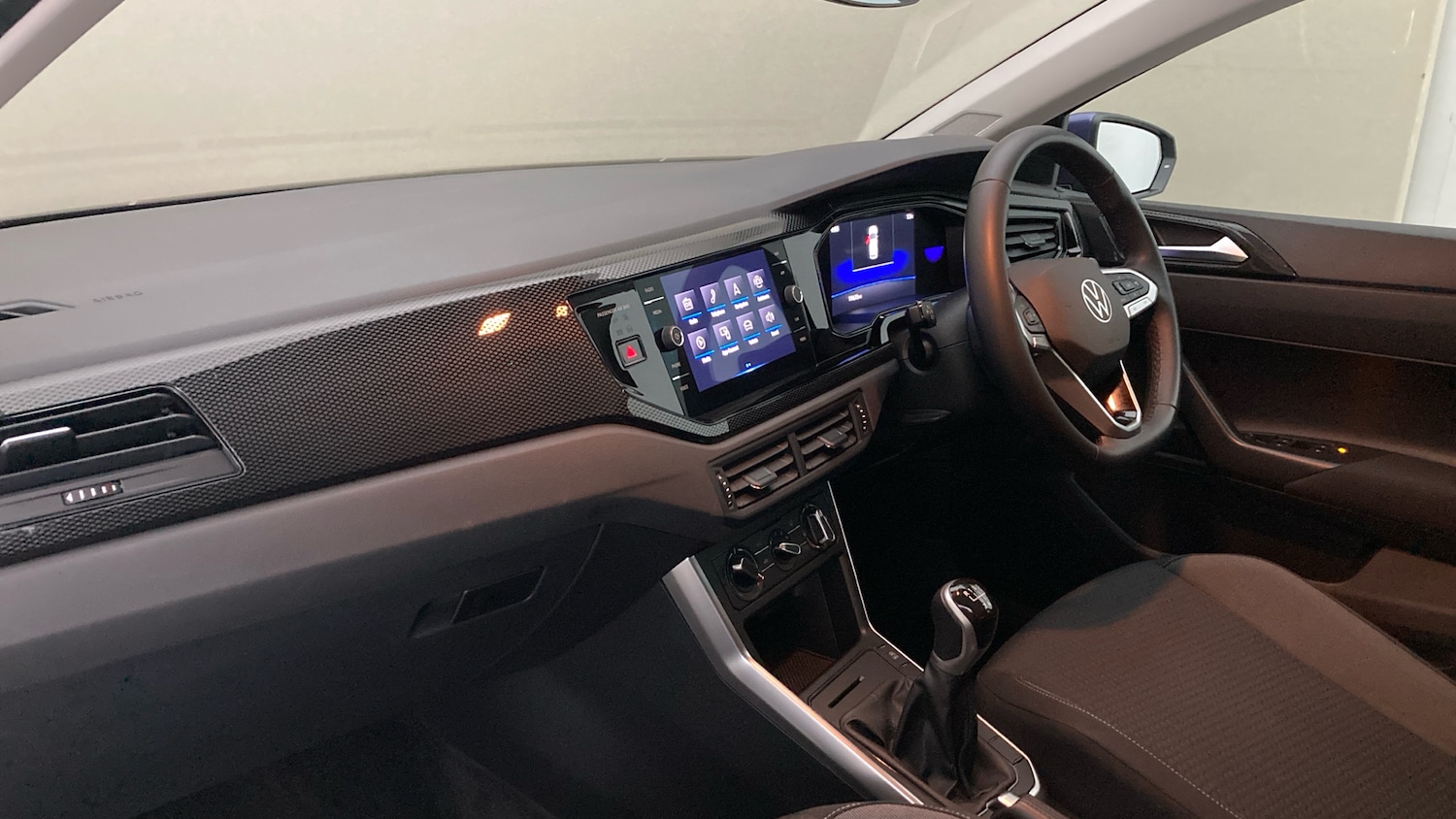 Used Volkswagen Polo 2022 for sale - 77595174: Photo 2