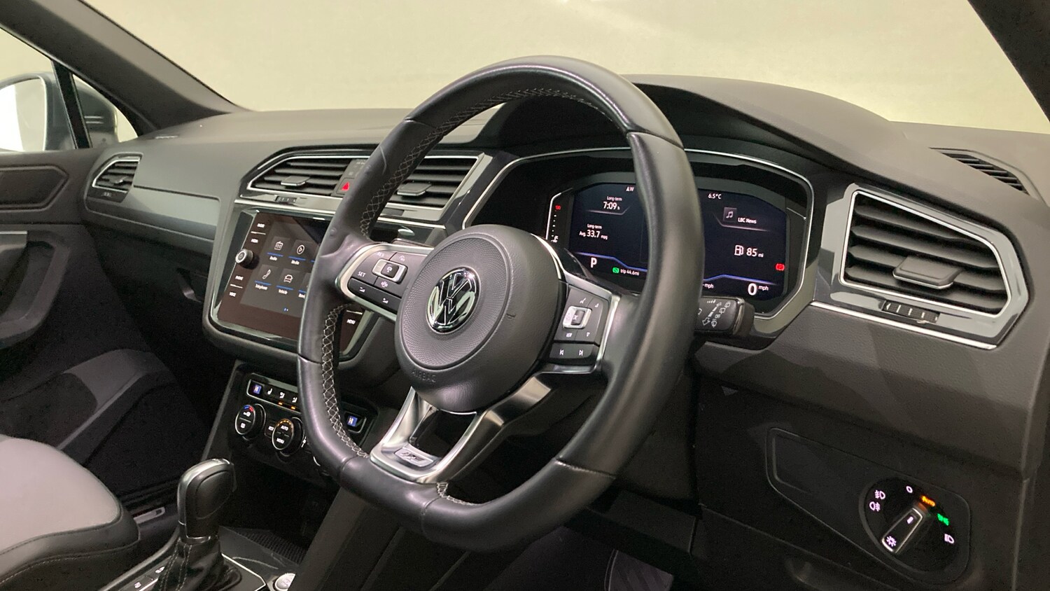 Used Volkswagen Tiguan 2019 for sale - 77758583: Photo 6
