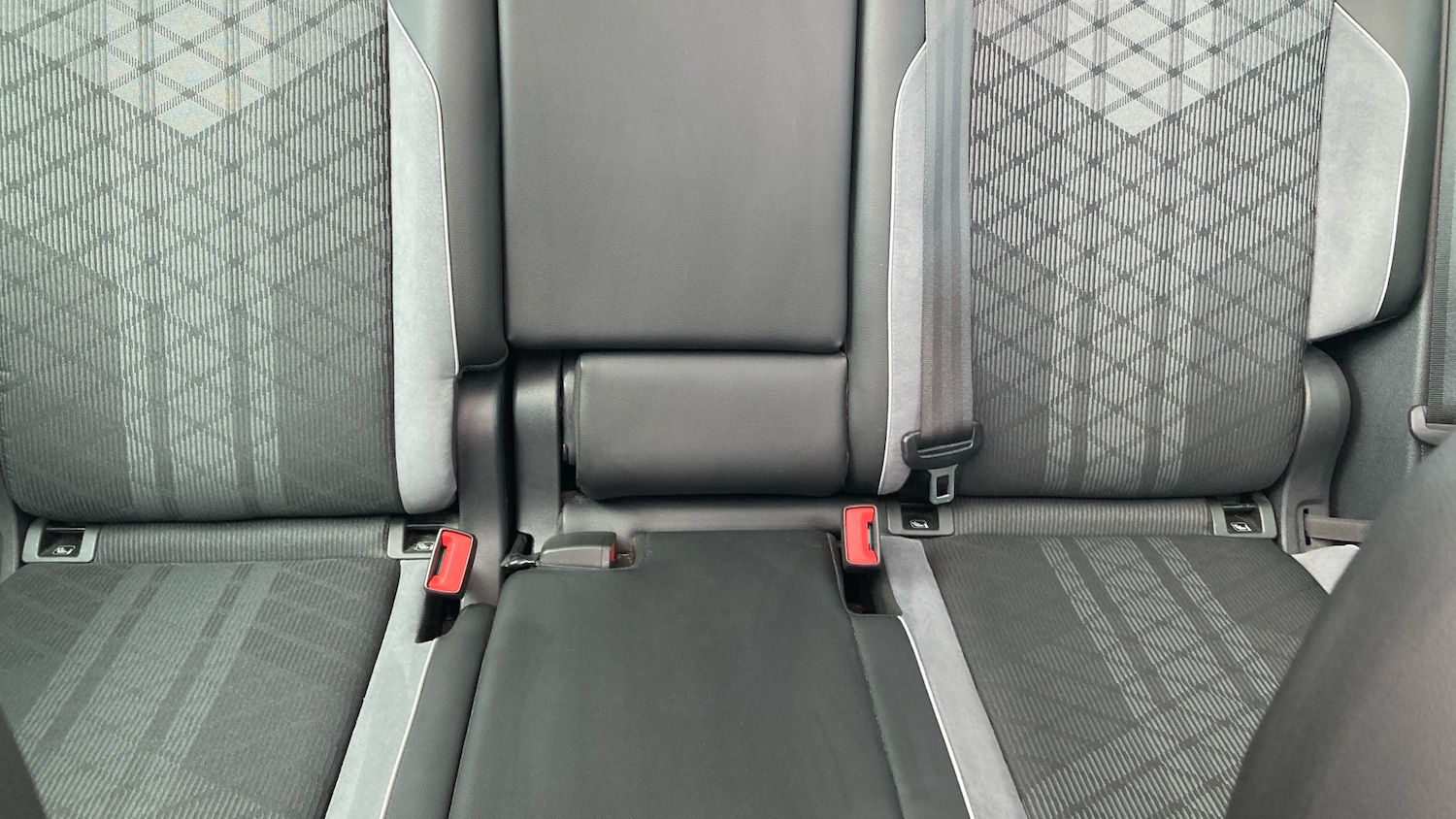 Used Volkswagen Tiguan 2023 for sale - 77033342: Photo 15