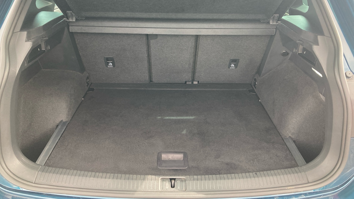 Used Volkswagen Tiguan 2023 for sale - 77033342: Photo 4